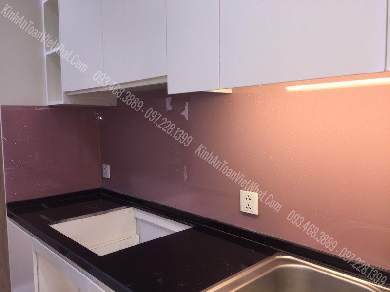 CTTB Kính Ốp Bếp Màu Hồng thi công tại Trung Văn - Từ Liêm 