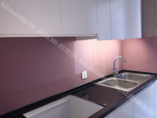 CTTB Kính Ốp Bếp Màu Hồng thi công tại Trung Văn - Từ Liêm