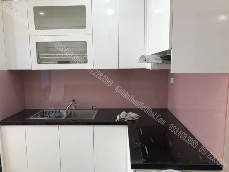 CTTB Kính Ốp Bếp Màu Hông lắp đặt tại Hàng Trống - Hoàn Kiếm