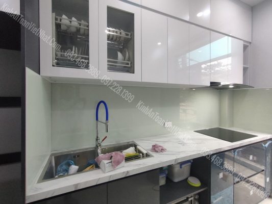 CTTB Kính Ốp Bếp Trắng Sữa lắp đặt tại Hàng Bông - Hoàn Kiếm