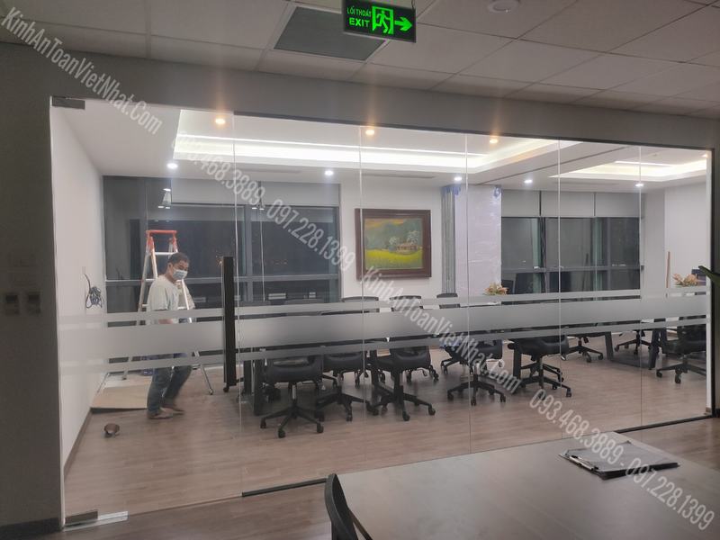 CTTB Vách Kính Văn Phòng thi công tại Lilama 10 Tố Hữu - Nam Từ Liêm