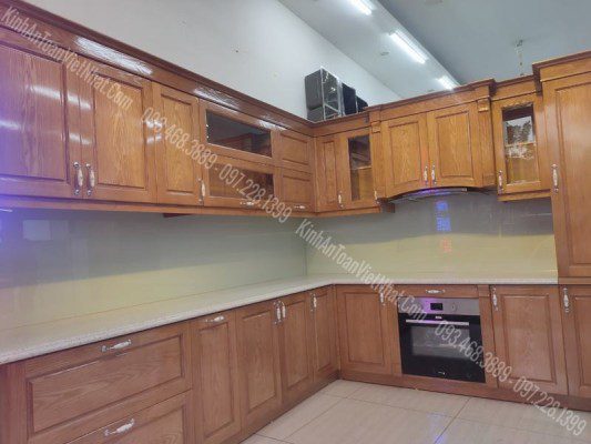 CTTB Kính ốp bếp Trắng Sữa Kim Sa thi công tại Đường Láng - Đống Đa