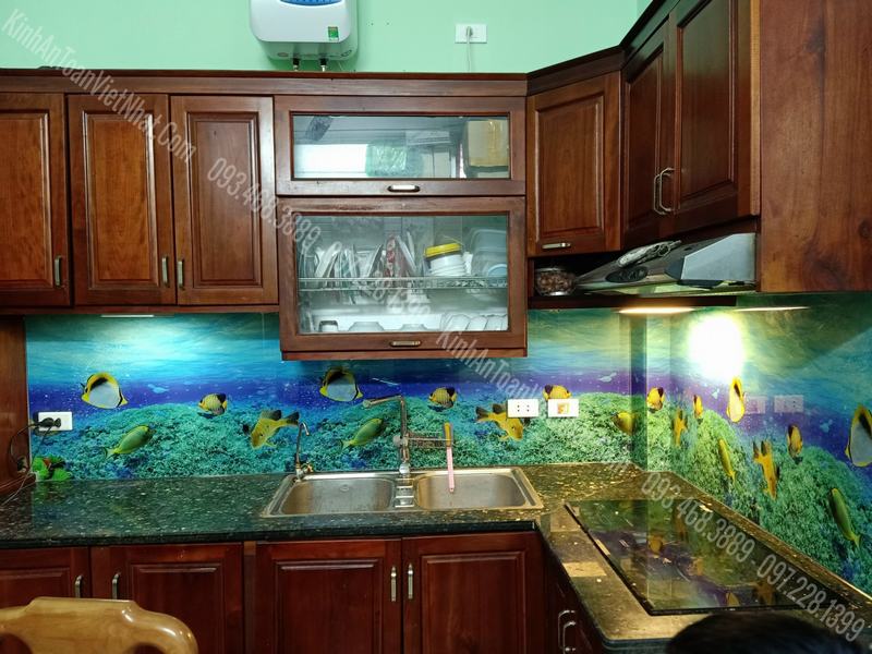CTTB Kính ốp bếp 3D thi công tại 113 Ngọc Thụy - Long Biên