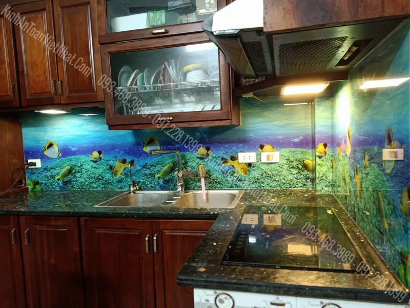 CTTB Kính ốp bếp 3D thi công tại 113 Ngọc Thụy - Long Biên