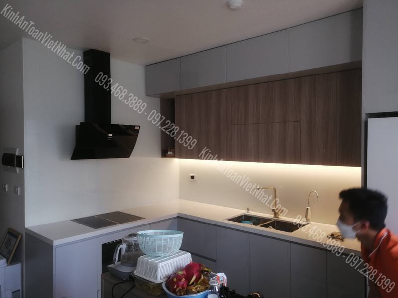 CTTB Kính Ốp Bếp Siêu Trong thi công tại Nguyễn Huy Tưởng - Thanh Xuân 
