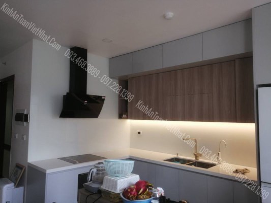CTTB Kính Ốp Bếp Siêu Trong thi công tại Nguyễn Huy Tưởng - Thanh Xuân