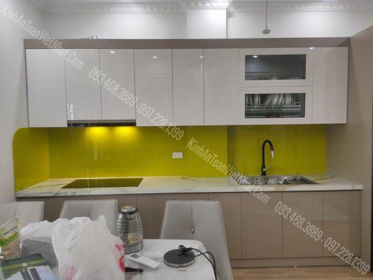 CTTB Kính Ốp Bếp màu Vàng Chanh lắp đặt tại Ngõ 74 Đào Tấn - Ba Đình