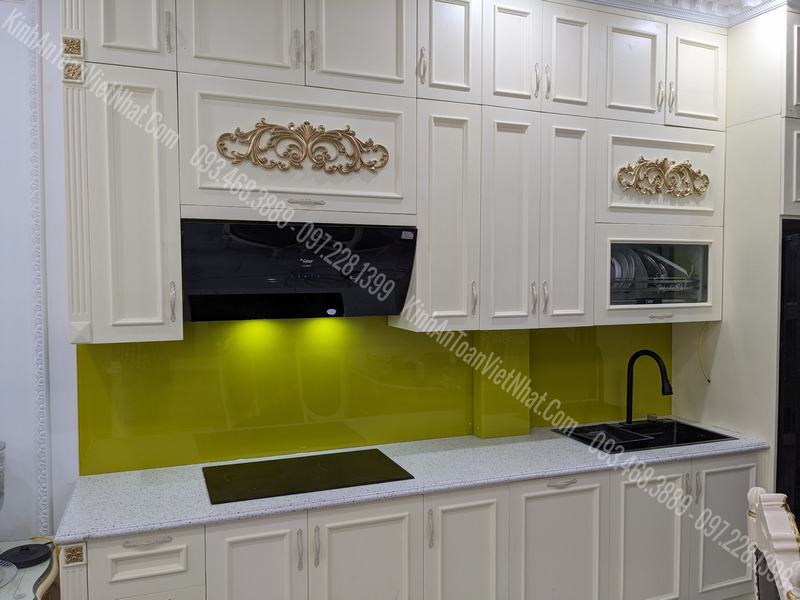 CTTB Kính Ốp Bếp Vàng Chanh Kim Sa thi công tại 55 Trần Phú - Hà Đông 