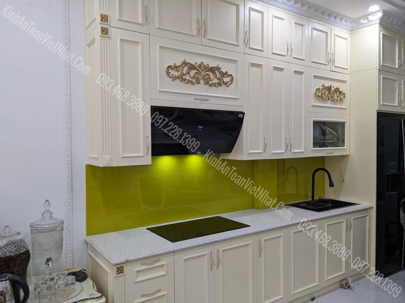 CTTB Kính Ốp Bếp Vàng Chanh Kim Sa thi công tại 55 Trần Phú - Hà Đông