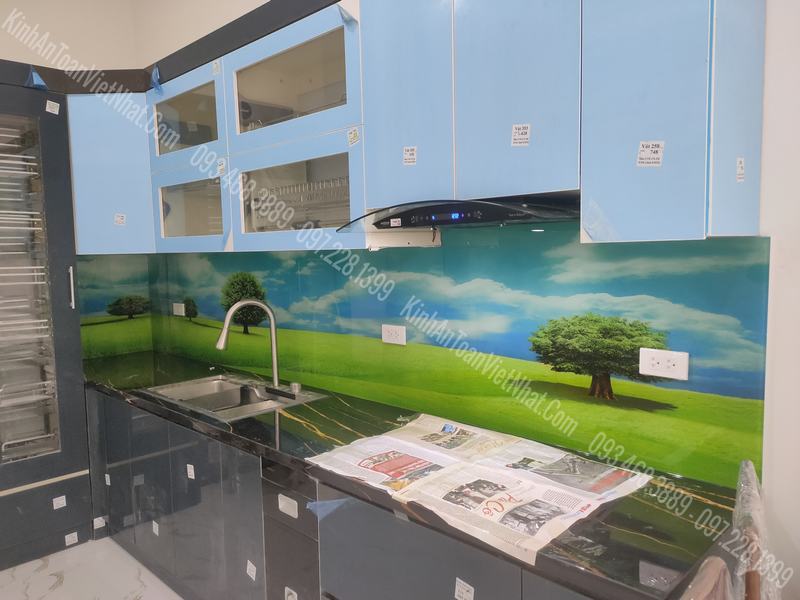 CTTB Kính Ốp Bếp 3D thi công tại Lương Thế Vinh - Nam Từ Liêm