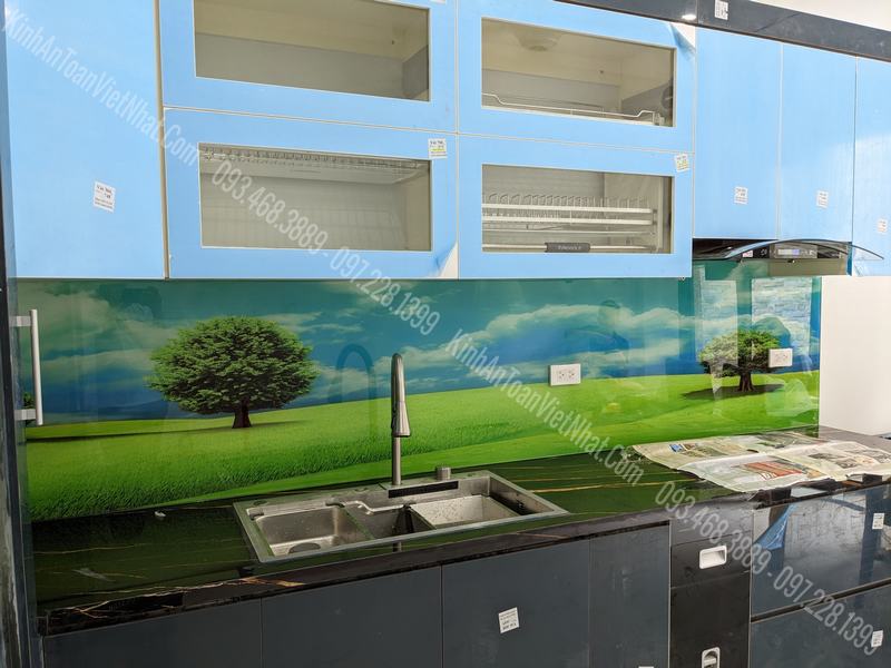 CTTB Kính Ốp Bếp 3D thi công tại Lương Thế Vinh - Nam Từ Liêm