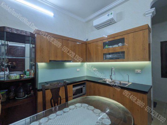 CTTB Kính Ốp Bếp màu Trắng Xanh Kim Sa lắp đặt tại Bùi Xương Trạch - Thanh Xuân