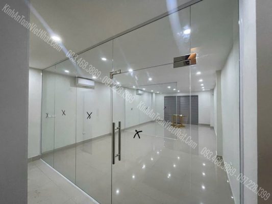 CTTB Vách Ngăn Cửa Thuỷ Lực Cửa Mở lắp đặt tại TT18 KĐT Văn Quán – Hà Đông