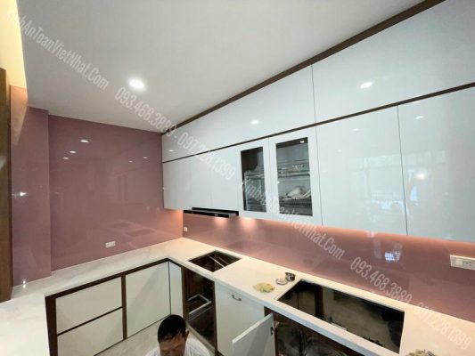 CTTB Kính Ốp Bếp màu Hồng Kim Sa láp đặt tại Foresa Xuân Phương – Nam Từ Liêm